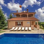 Villa Vranici