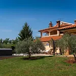 Villa Vranici