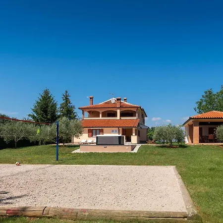 Villa Vranici 度假居