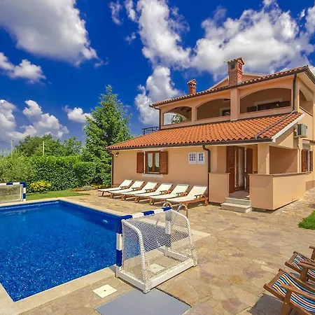 Villa Vranici 別荘 *