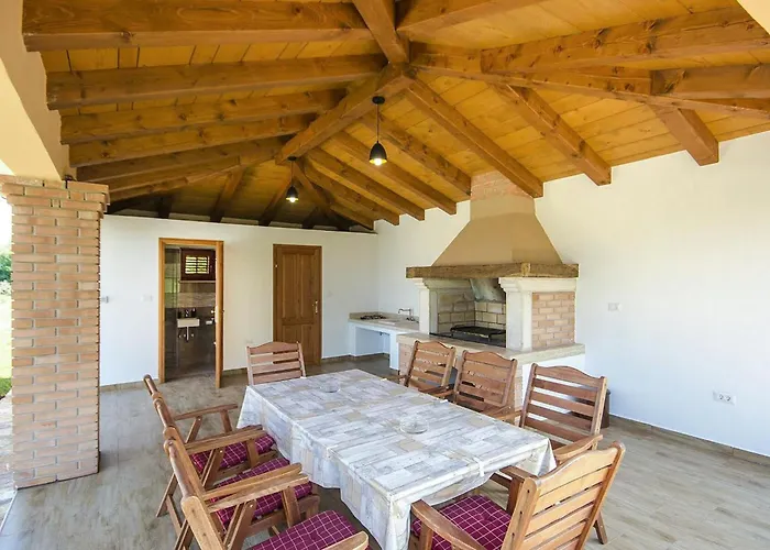 Villa Vranici *