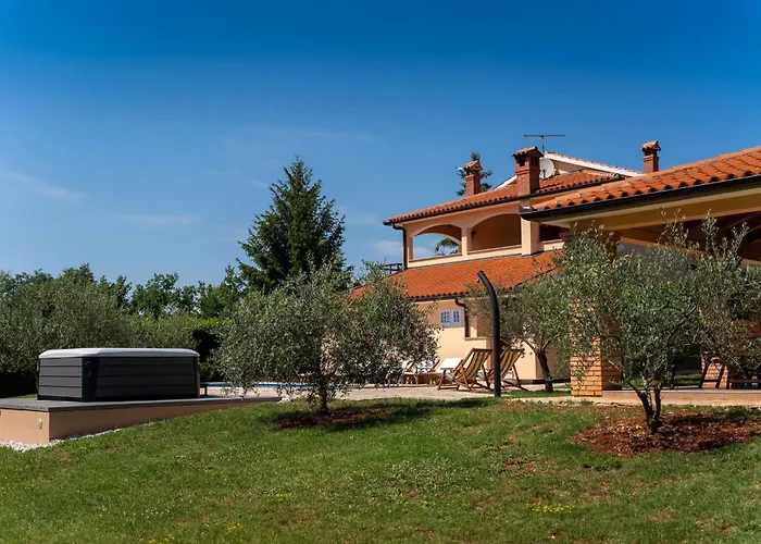 Villa Vranici